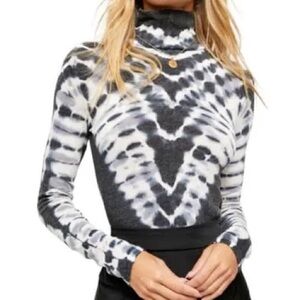 FREE PEOPLE PSYCHEDELIC LONG SLEEVE TIE DYE TOP S EUC